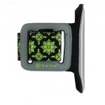 Gaiam Armband Small - спортен калъф за ръката за смартфони с дисплеи от 4.1 до 4.8 инча (черен-зелен) 1