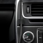 Fuse Chicken Bobine Auto Blackout - стоманен Lightning кабел (с щипки за кола) и док станция за iPhone, iPad, iPod с Lightning (черен) 2