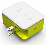 Kit 2in1 International Travel Charger with 3000mAh Powerbank - захранване за ел. мрежа с адаптори за цял свят и външна батерия (бял) 2