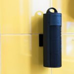 AquaJam AJ2 Waterproof IPX7 Speaker - водоустойчив безжичен спийкър с микрофон и вградена батерия за мобилни устройства (червен) 2