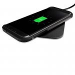 Spigen Essential F302W Wireless Charging Pad (5W)- поставка (пад) за безжично зареждане за QI съвместими смартфони (черен) 5