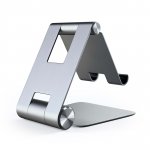 Satechi R1 Aluminum Foldable Stand - сгъваема алуминиева поставка за мобилни телефони, таблети и лаптопи до 12 инча (тъмносив) 2