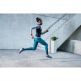 Fitbit Ionic Watch - умен фитнес часовник с известия и следене на дневната и нощна активност на организма за iOS, Android и Windows Phone (син-оранжев) 5