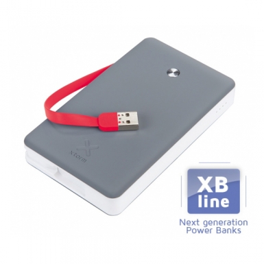 A-solar Xtorm Power Bank Free XB102 - външна батерия с 3 USB изхода за мобилни телефони и таблети (15000 mAh)
