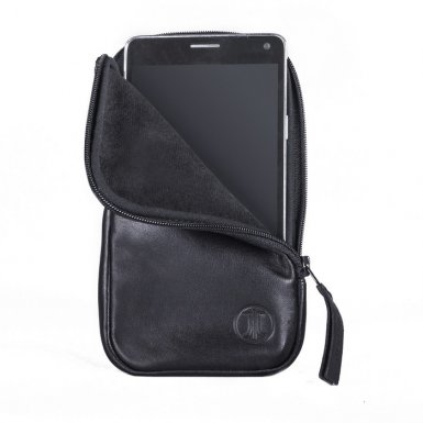 JT Berlin SoftCase Leather M - кожен калъф (естествена кожа) за iPhone 6, iPhone 8, iPhone 7, Galaxy Alpha, Galaxy S5 mini, HTC One Mini 2 (черен)