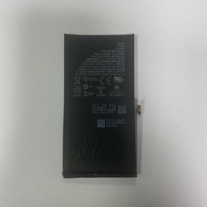 Apple iPhone 13 Battery - оригинална резервна батерия за iPhone 13 (3.84V 3227mAh) (втора употреба)