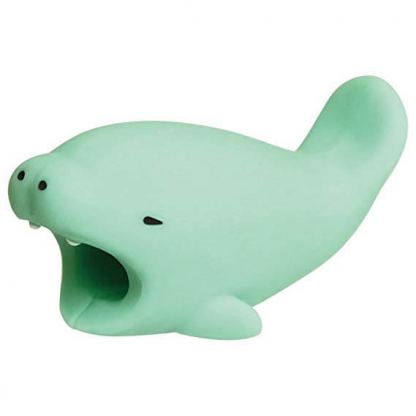 Артистичен аксесоар, предпазващ вашия Lightning кабел - Cable Bite Protection (морска крава)